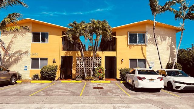 1733 Mayo Street 11, Hollywood, FL 33020