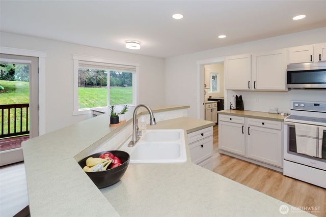 2000 Martin Avenue E, Port Orchard, WA 98366