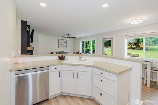 2000 Martin Avenue E, Port Orchard, WA 98366