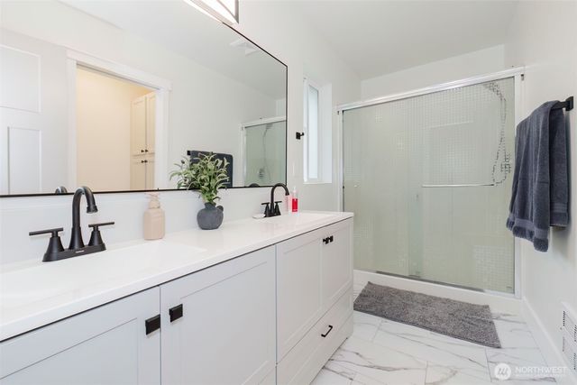 2000 Martin Avenue E, Port Orchard, WA 98366