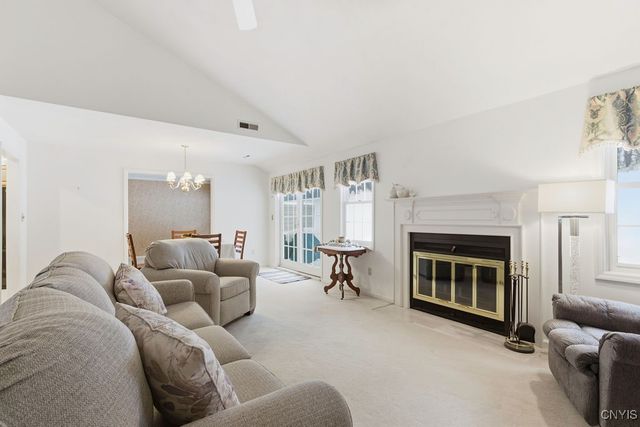 6308 Hamlet Crest, Dewitt, NY 13078