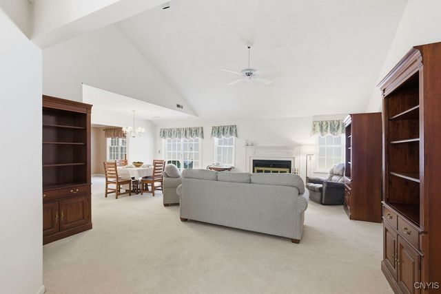 6308 Hamlet Crest, Dewitt, NY 13078