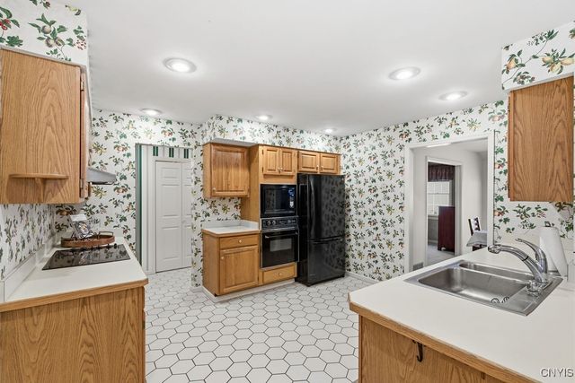 6308 Hamlet Crest, Dewitt, NY 13078