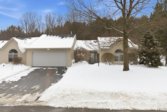 6308 Hamlet Crest, Dewitt, NY 13078