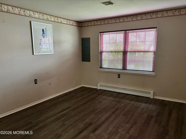 1143B Argyll Circle B, Lakewood, NJ 08701