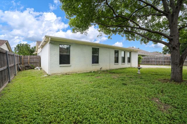 3005 Cameo Lane, Farmers Branch, TX 75234