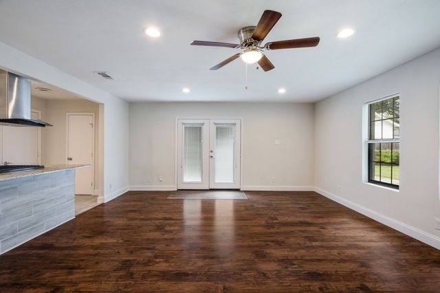 3005 Cameo Lane, Farmers Branch, TX 75234