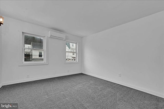 409 W SPRUCE ST, Mahanoy City, PA 17948