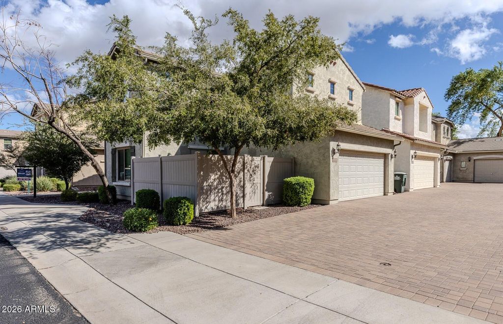 16115 N 21st Lane, Phoenix, AZ 85023 — photo 5