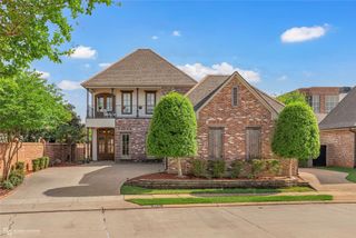 106 vieux Carre, Bossier City, LA 71111