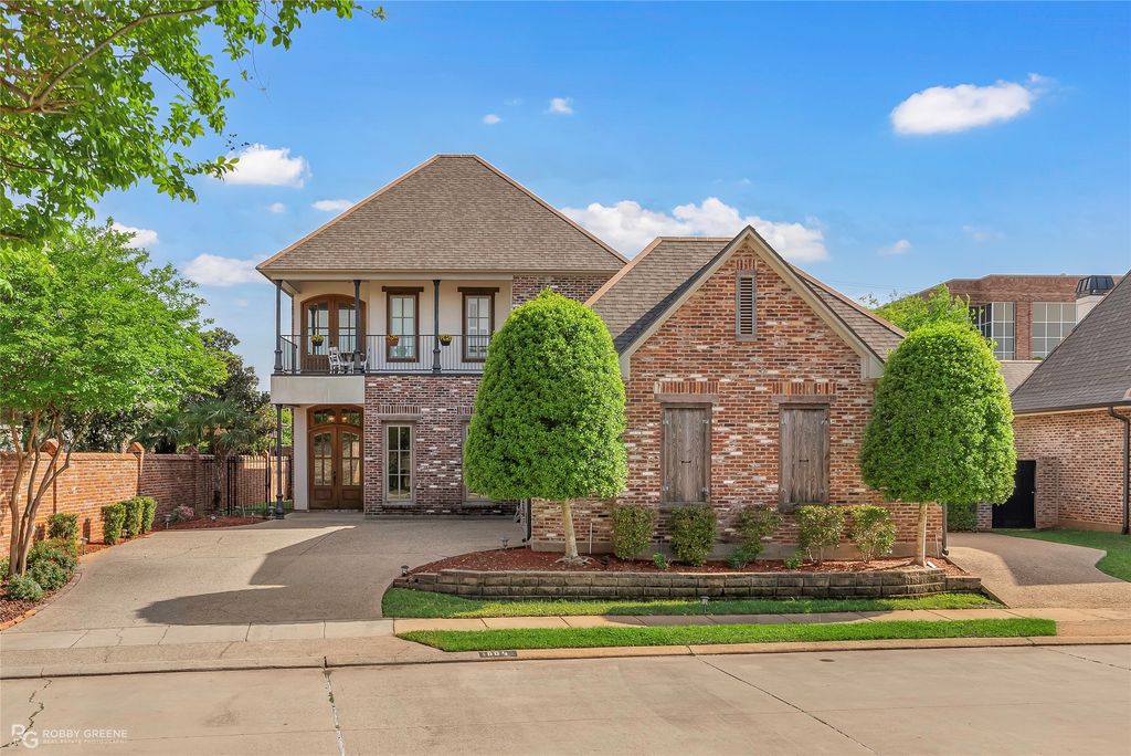 106 vieux Carre, Bossier City, LA 71111