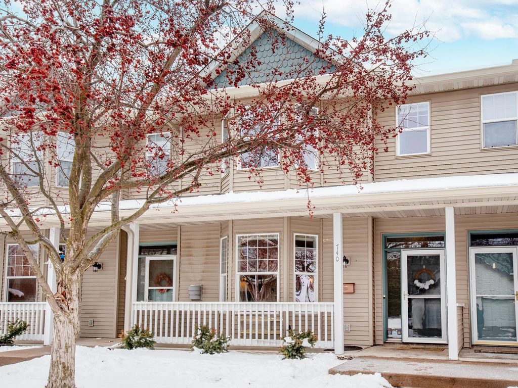 740 Forster Street, Saint Paul, MN 55102