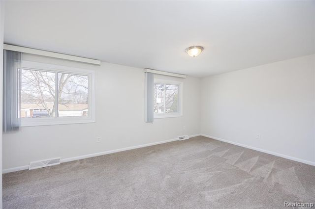 1717 Nakota Road, Royal Oak, MI 48073