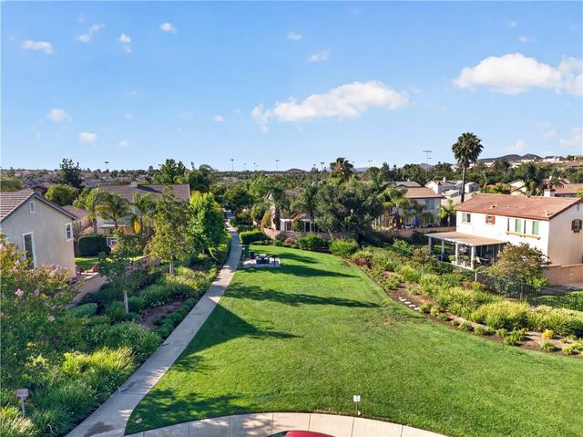 30592 Red Fox Court, Murrieta, CA 92563