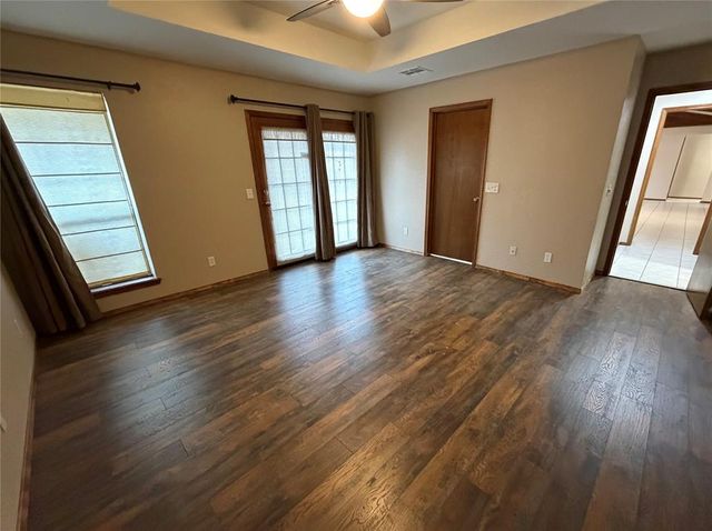 1147 Whippoorwill Nest Street, Choctaw, OK 73020