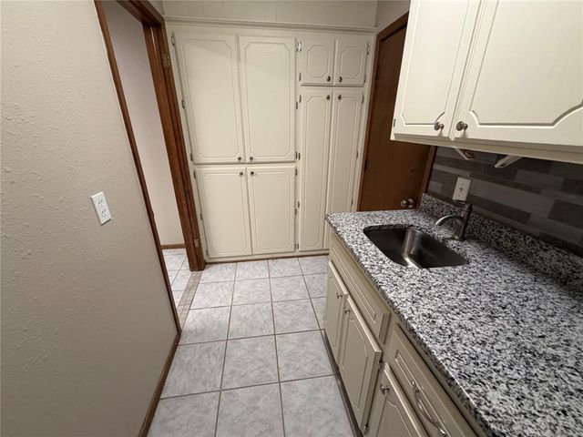 1147 Whippoorwill Nest Street, Choctaw, OK 73020