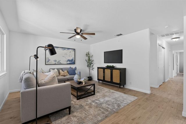 8240 Patton Ave, Citrus Heights, CA 95610