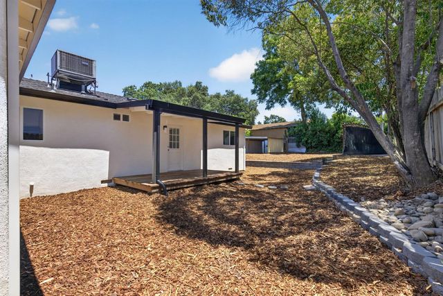 8240 Patton Ave, Citrus Heights, CA 95610