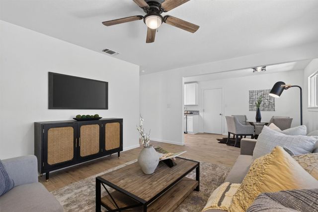 8240 Patton Ave, Citrus Heights, CA 95610