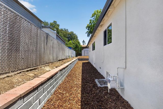 8240 Patton Ave, Citrus Heights, CA 95610