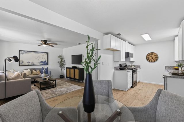 8240 Patton Ave, Citrus Heights, CA 95610