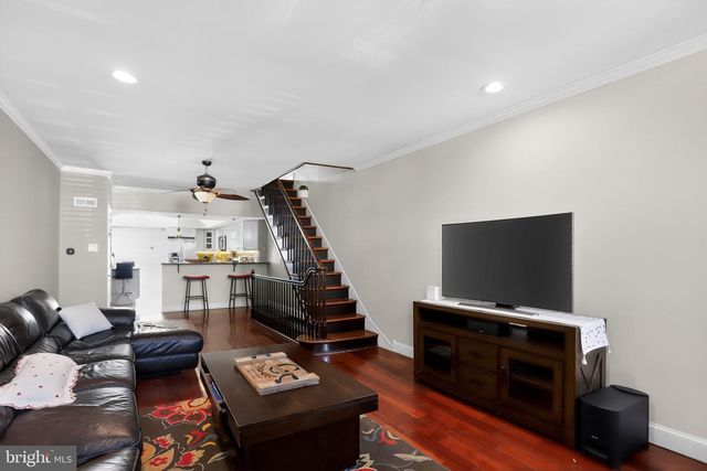 348 WOLF ST, Philadelphia, PA 19148