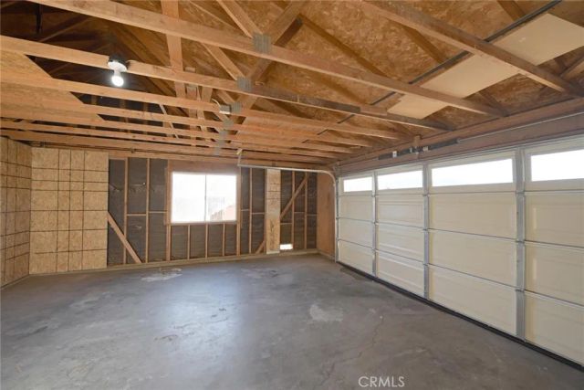 11385 Chimayo Road, Apple Valley, CA 92308