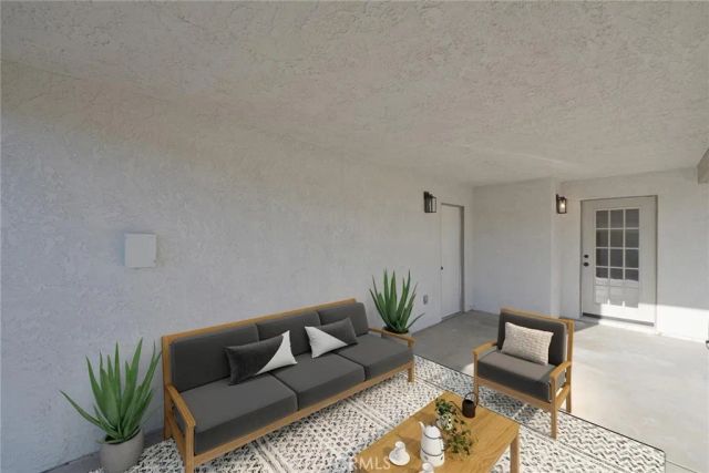 11385 Chimayo Road, Apple Valley, CA 92308