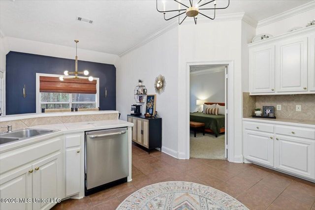 137 Baileys Ridge Circle, Clinton, MS 39056