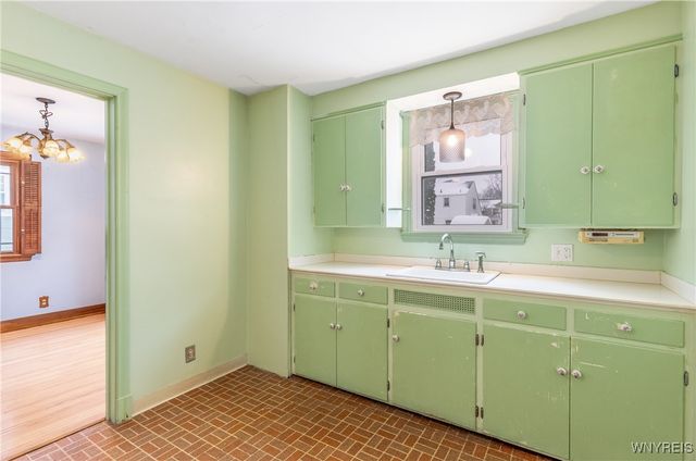 73 Ilion Street, Tonawanda, NY 14150