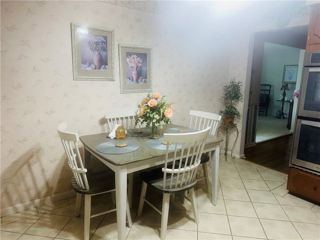 912 Lynn St, New Castle, PA 16101