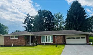 912 Lynn St, New Castle, PA 16101