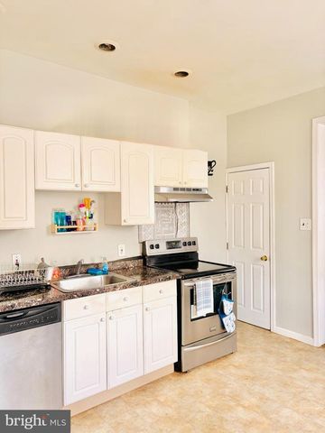 401 HOLLY RD, Yeadon, PA 19050