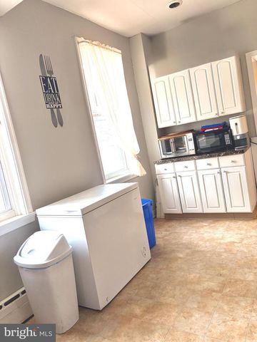 401 HOLLY RD, Yeadon, PA 19050