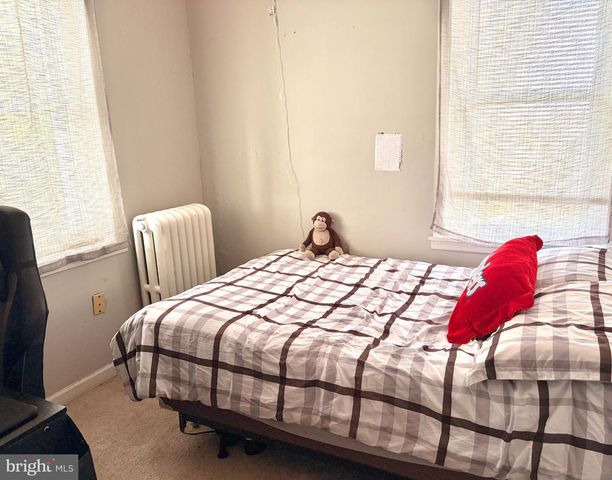 401 HOLLY RD, Yeadon, PA 19050