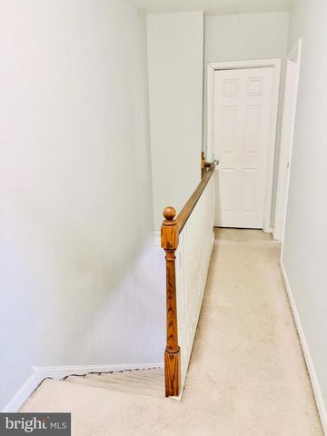 401 HOLLY RD, Yeadon, PA 19050