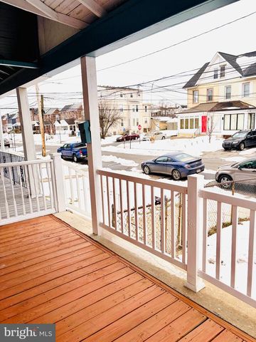 401 HOLLY RD, Yeadon, PA 19050