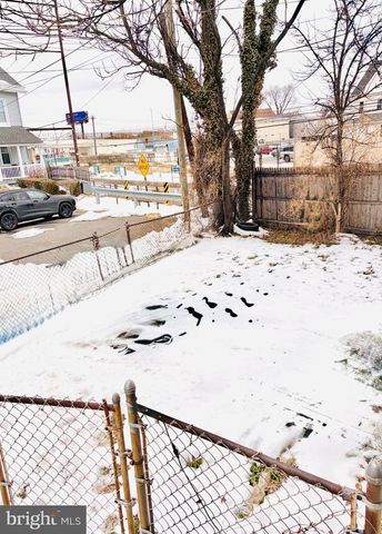 401 HOLLY RD, Yeadon, PA 19050