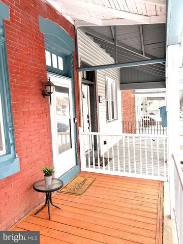 401 HOLLY RD, Yeadon, PA 19050