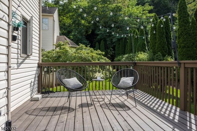 1048 Smith Manor Blvd, West Orange Twp., NJ 07052