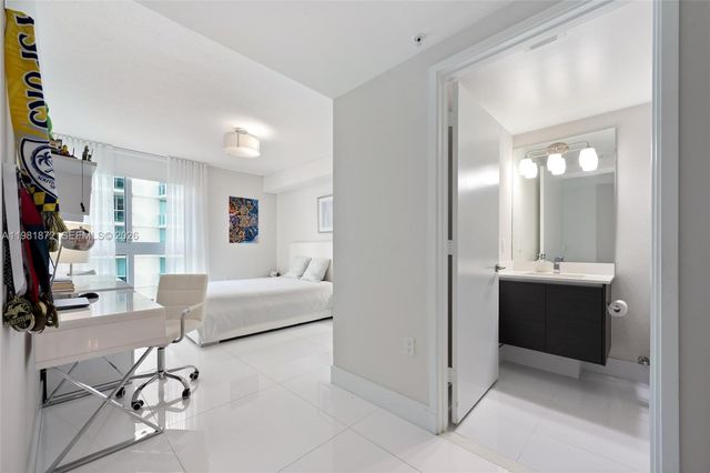 300 Sunny Isles Blvd 4-1501, Sunny Isles Beach, FL 33160