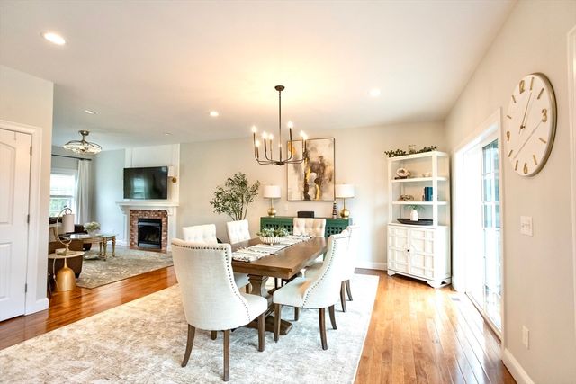 181 Southwick St, Agawam, MA 01030