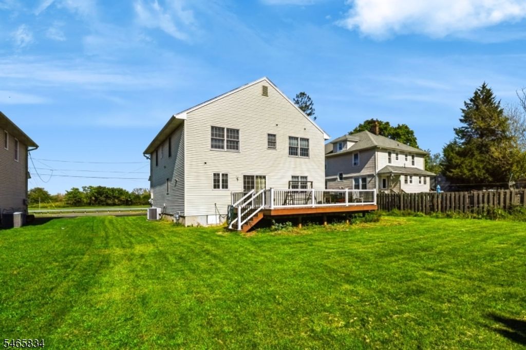 1201 Dukes Pkwy, Manville Boro, NJ 08835 — photo 3