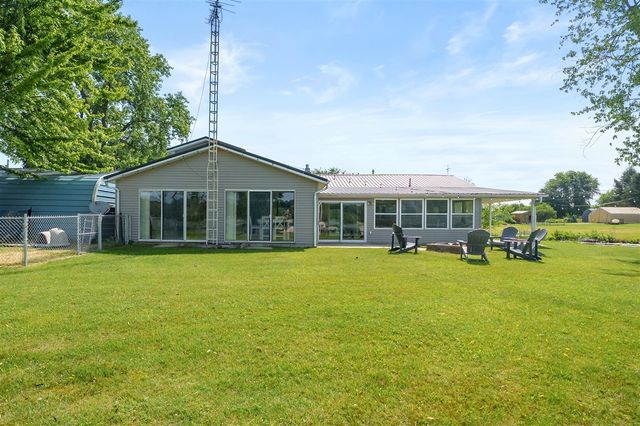 48930 68th Street, Hartford, MI 49057