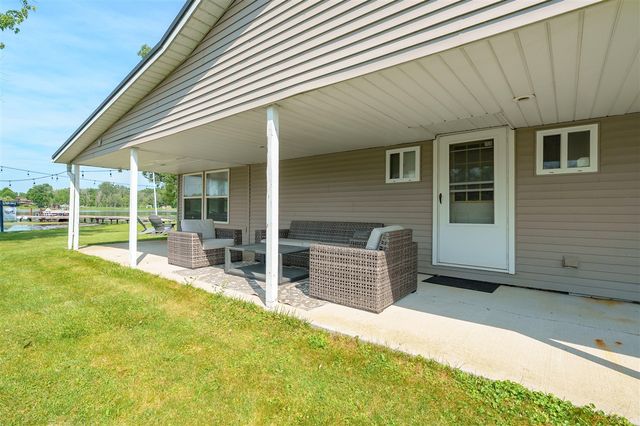 48930 68th Street, Hartford, MI 49057