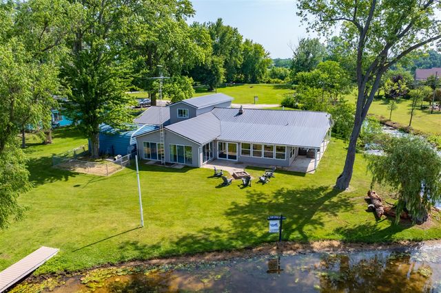 48930 68th Street, Hartford, MI 49057