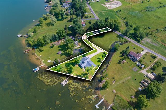 48930 68th Street, Hartford, MI 49057