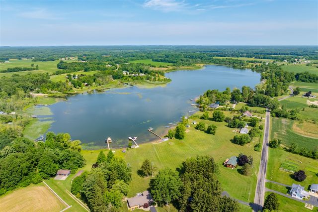 48930 68th Street, Hartford, MI 49057