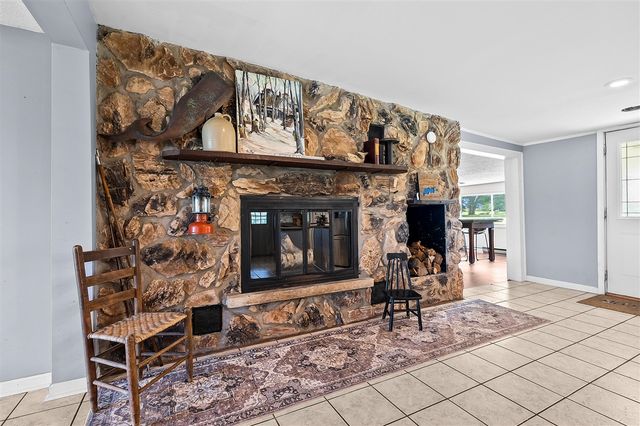 48930 68th Street, Hartford, MI 49057