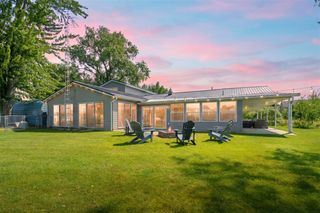 48930 68th Street, Hartford, MI 49057